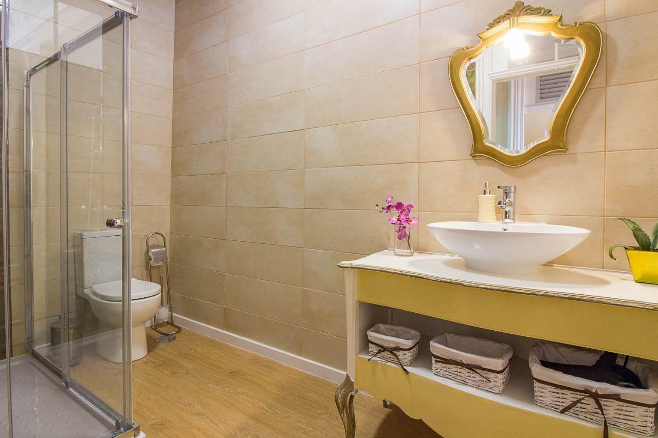 Sao Domingos Flowers Apartments Porto Eksteriør bilde