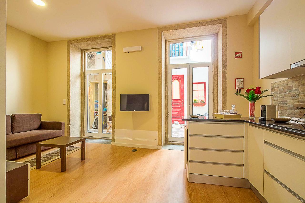 Sao Domingos Flowers Apartments Porto Eksteriør bilde
